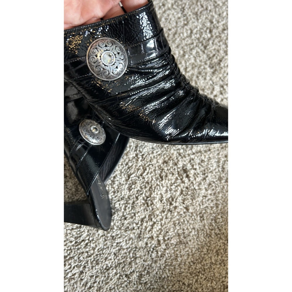 Brighton Black Patent Leather Ruched Mules Ornate Silver Medallion Heels Italy‎ - Picture 6 of 9